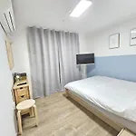 Omg House