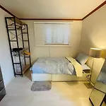 Two Bedroom With Living Room In Sinchon