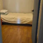 24 Guesthouse Gangnam Center - Female Only