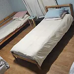 24 Guesthouse Gangnam Center - Female Only