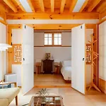 Numaru Stay - Luxury Private Hanoks In Seochon, Seoul