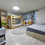Moinn House