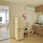 Ballena Hongdae Stay