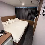 Calistar Hotel
