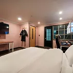 Sadang Film Hotel