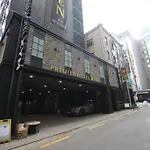 Premier Hotel Xym