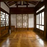 Nuri Hanok Guesthouse