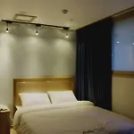 Mir Residence