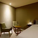 Nineth Hotel