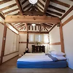 Cheong Yeon Jae Hanok Hotel