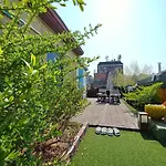 Urbanwood Guesthouse