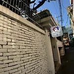 Twins Guesthouse 2