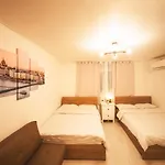Mimi\'S House In Hongdae