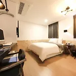 Hotel Gam
