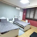 Triangel Guesthouse