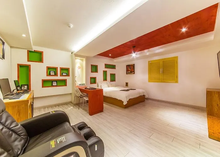 Jamsil Delight Hotel