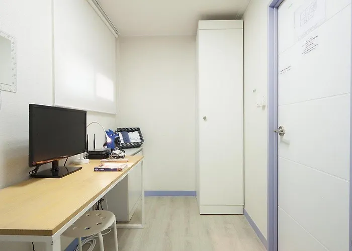 Leo Guesthouse Hongdae