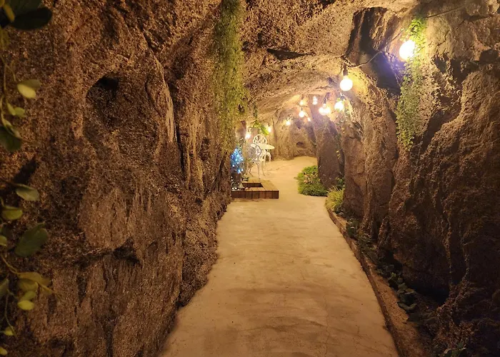 Seochon Secret Cave House
