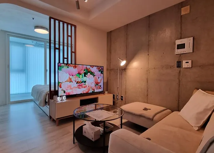 Ville Apartment Sunneung Station&Coex Free Wifi