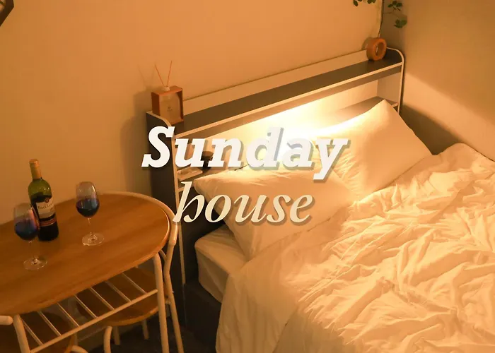Sunday House 4