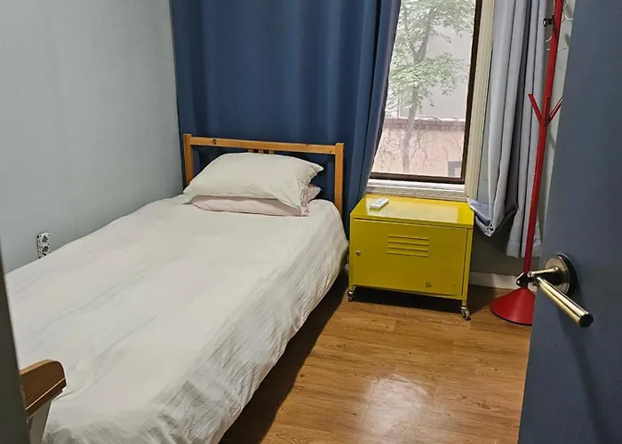 24 Guesthouse Gangnam Center - Female Only