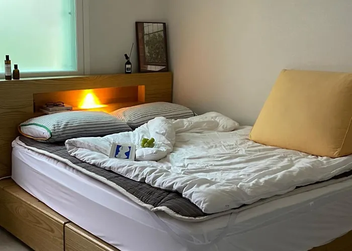 Uhi Minimal Stay - Near Seongsu And Geondae