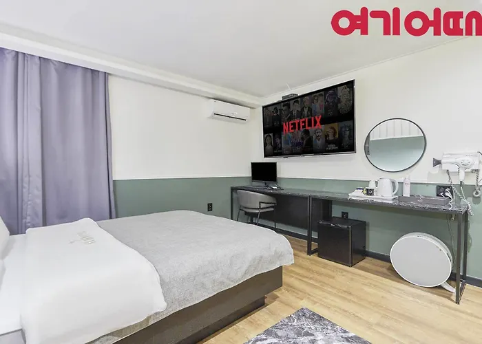 Gugi Motel