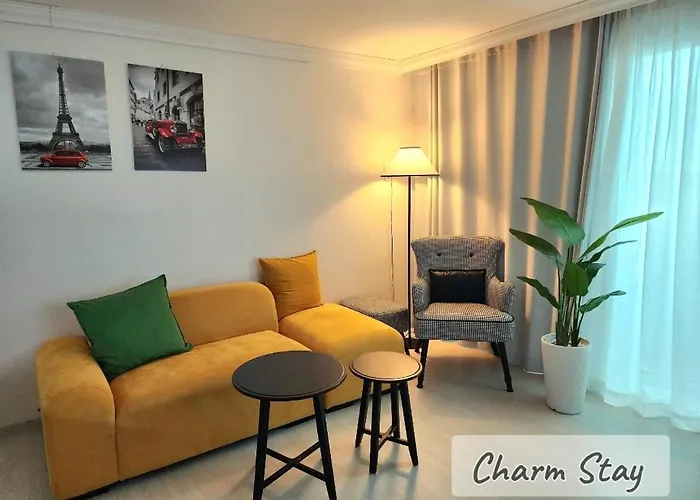 Charm Stay In Seoul, 3R2B, Arex, Digitalmediacitystation 3Minutes, Hongdae