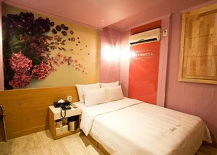 Rui Hotel