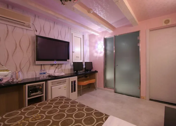 Piano Hotel Suyu
