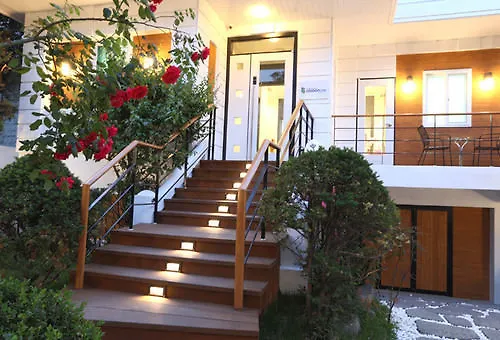 Seowon Guest House Gyeongbok Palace - Hostel