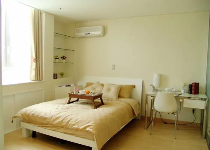 Co-Op Residence Ohmokgyo