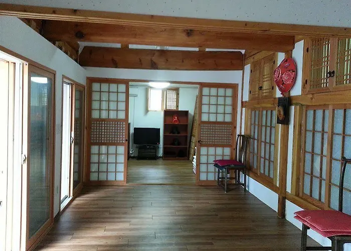 Yoos Family Guest House