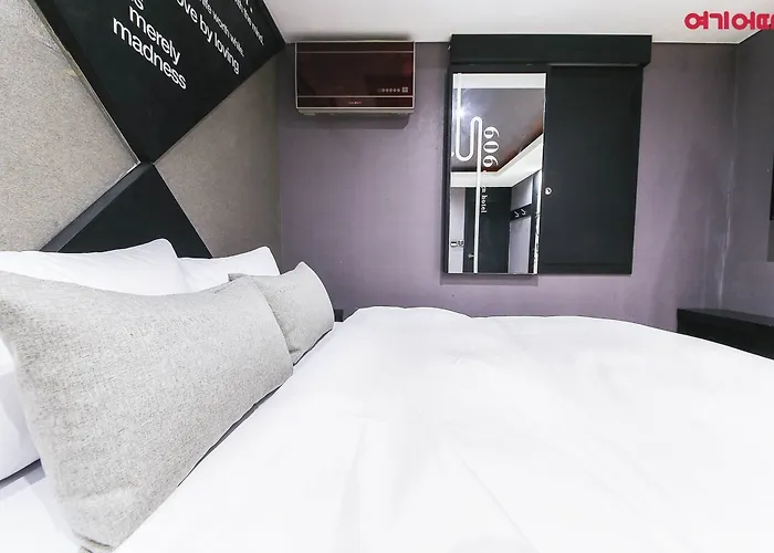 Lexy Hotel