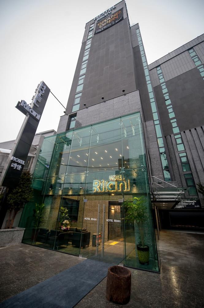 Rian 3* Seoul