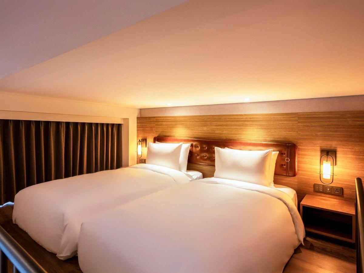 Hotel Mercure Ambassador Hongdae 4*