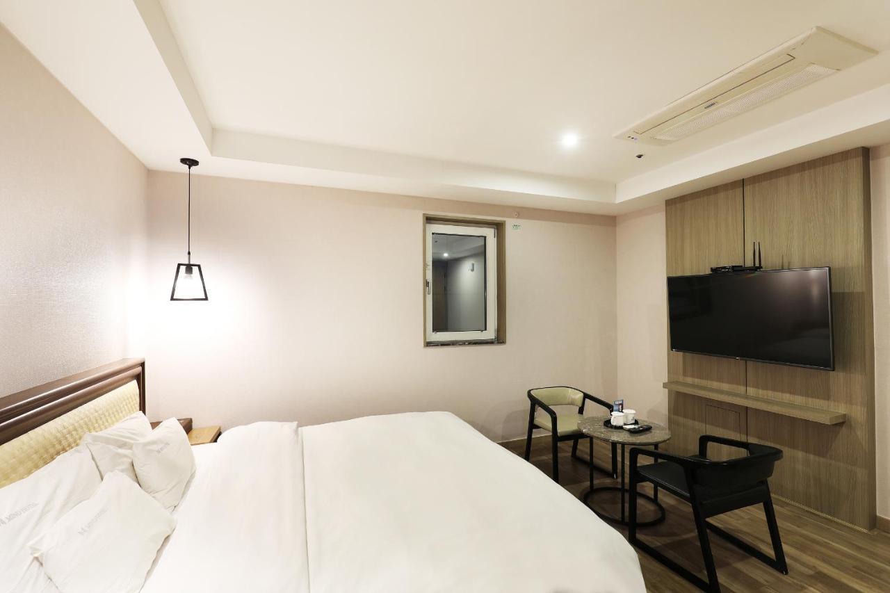 Mind Hotel