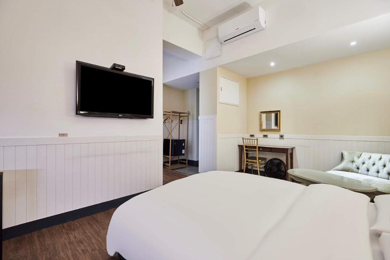 Hotel 648 2*