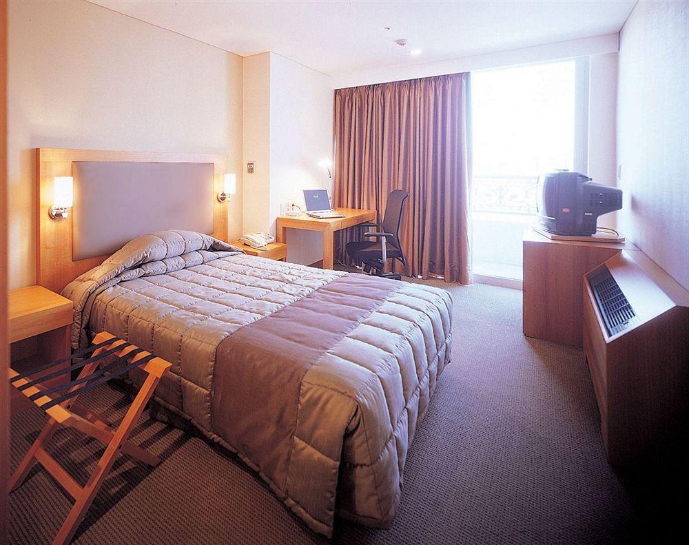 Pj Myeongdong 4* Seoul