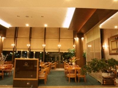Green World Hotel