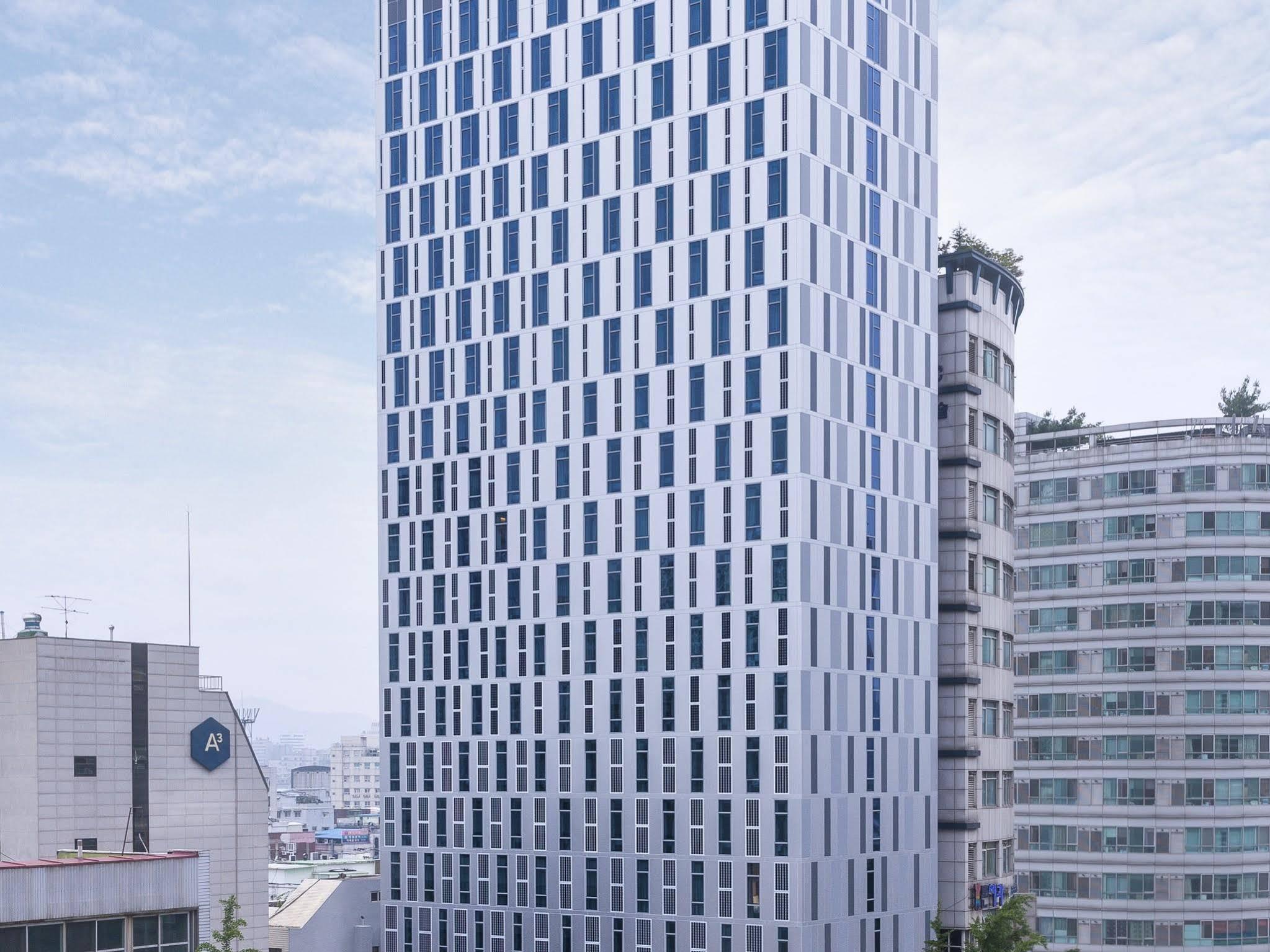 Travelodge Dongdaemun 4*