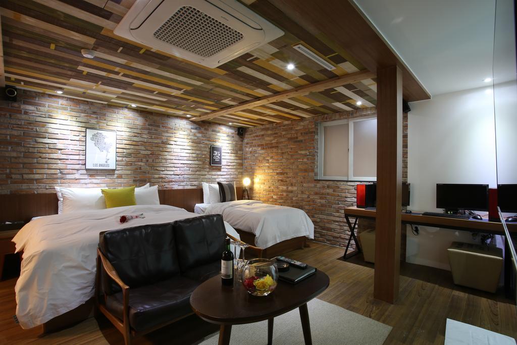 Lexy Motel 2*