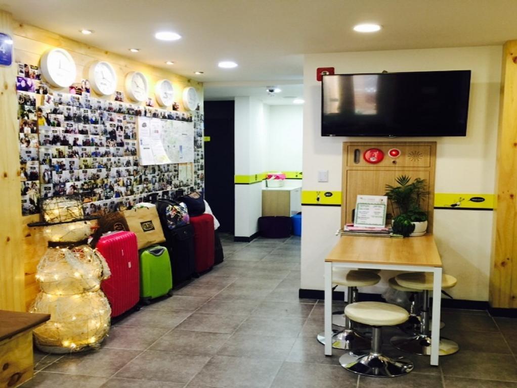 Casa de hóspedes 24 Myeongdong Avenue 2*