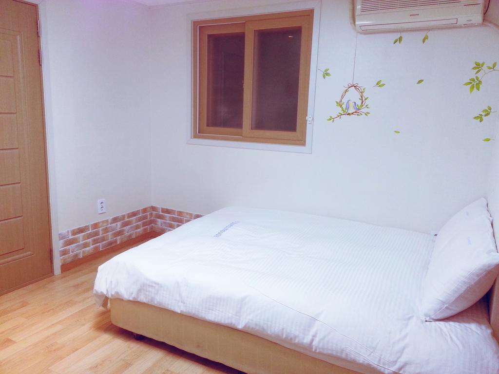 Guest house Iu Myeongdong Seoul