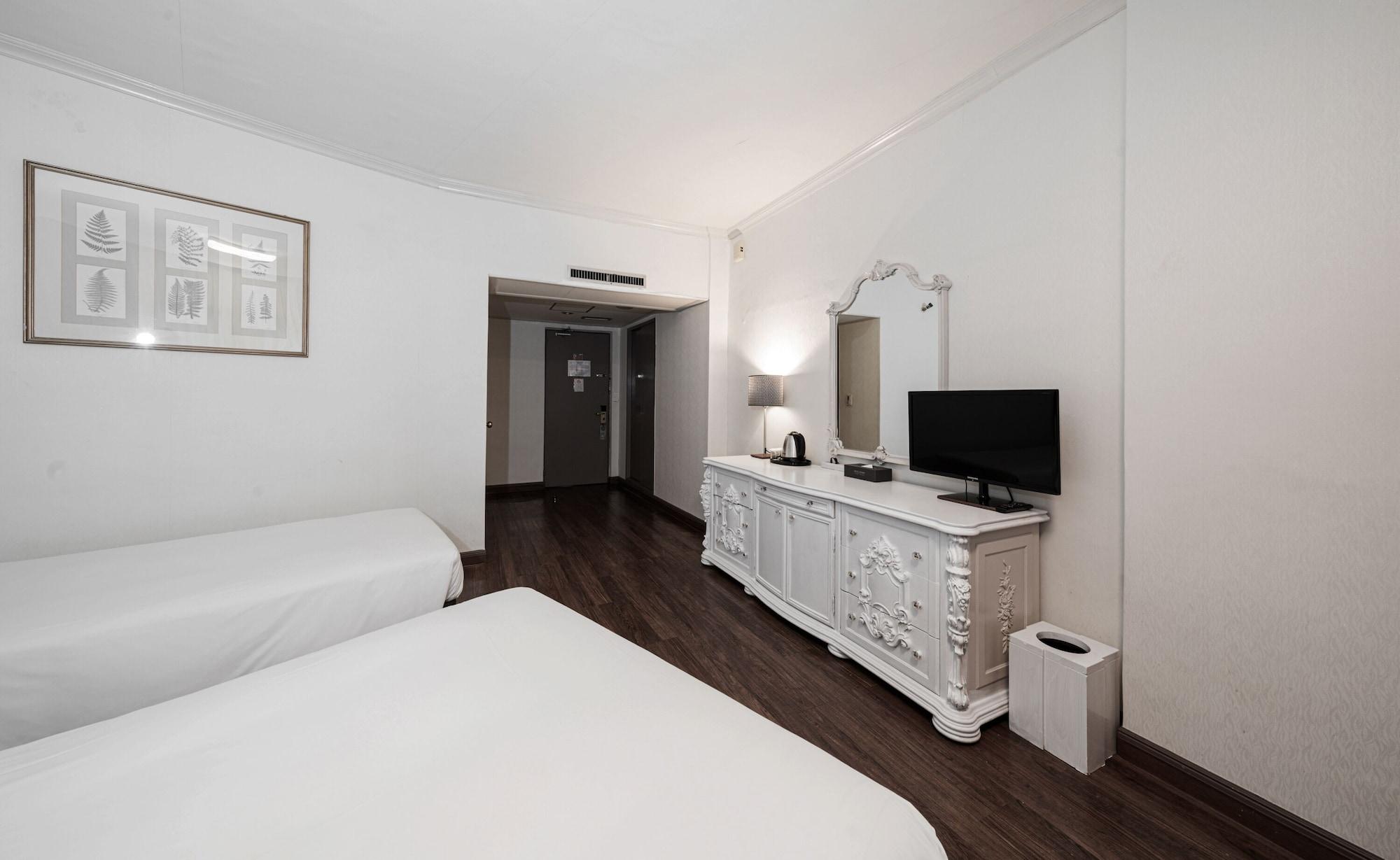 Itaewon Crown Hotel 3*
