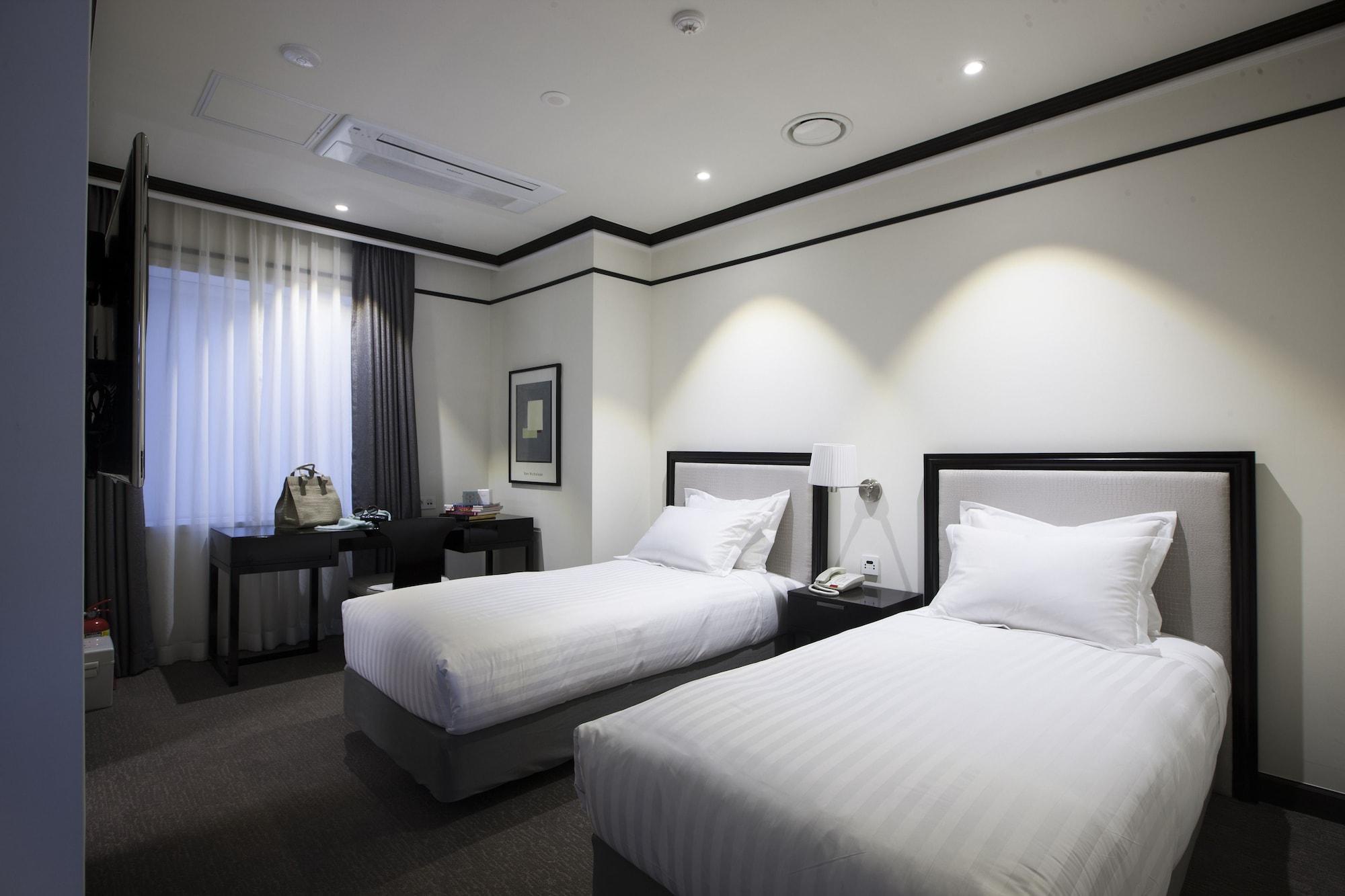 The Grand Myeongdong Hotel 3*
