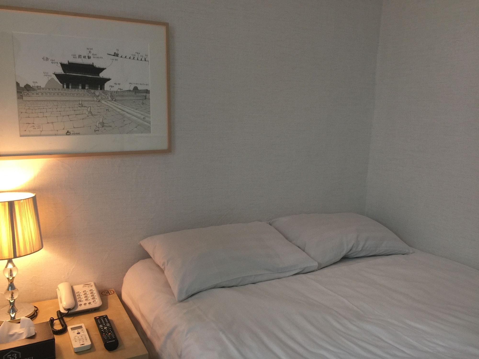 53 Insadong Hotel 3*