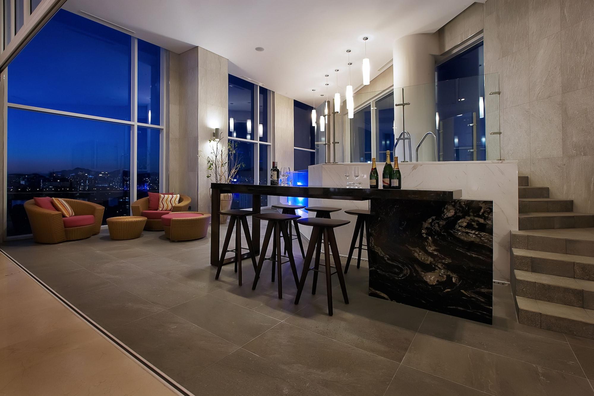 Entra Gangnam Hotel 3*