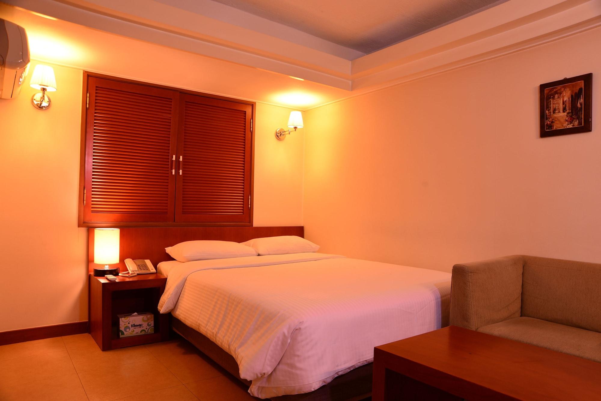 New Korea Hotel 3*