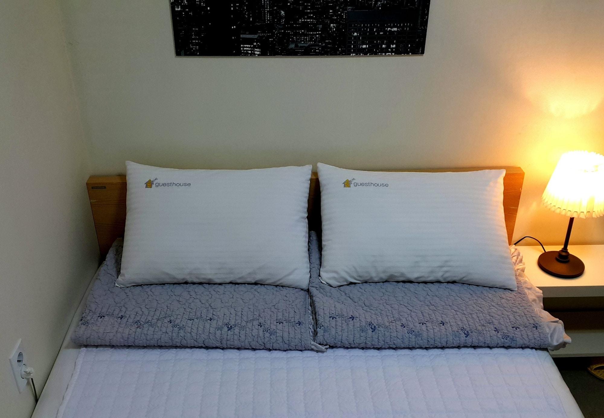 24 Guesthouse Kyunghee University Guest house 2*